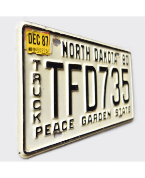 Americká ŠPZ North Dakota 1980 Peace Garden TFD735