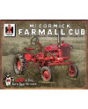 Plechová ceduľa Farmall Club 40 cm x 32 cm