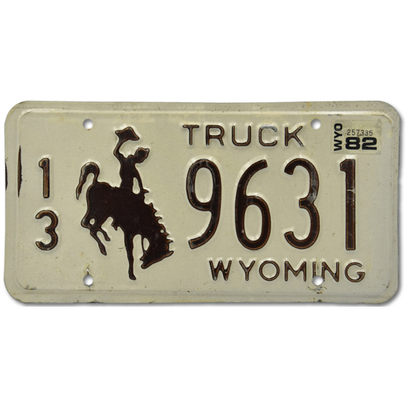 Americká SPZ Wyoming Truck Brown